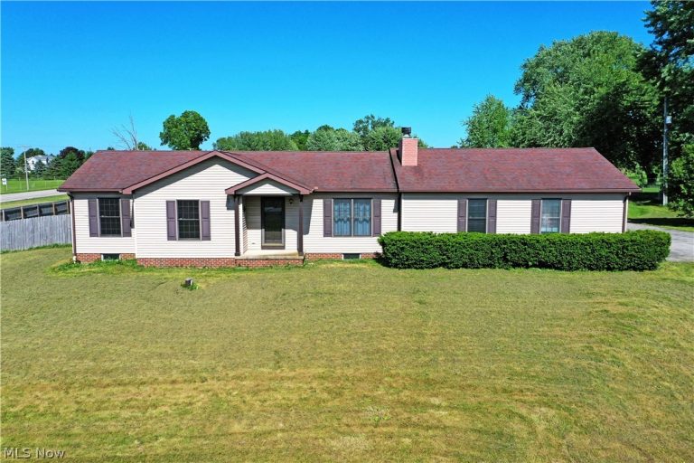 6525 Duck Creek Road, Berlin Center, OH - Photo 2