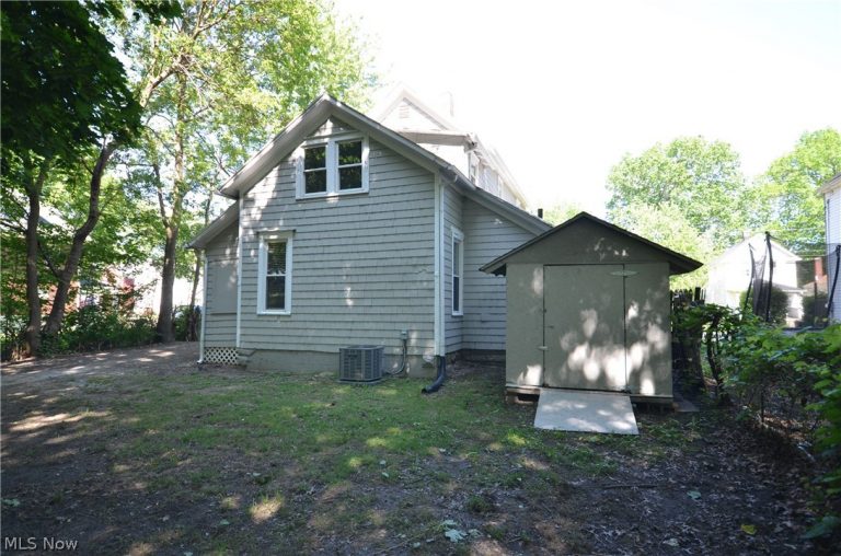 900 Sherman Street, Akron, OH - Photo 4