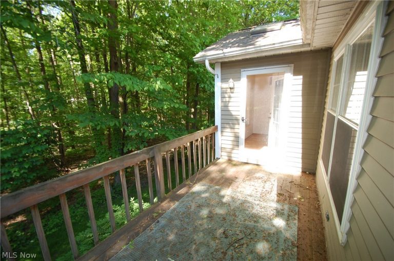 1327 Fox Run Drive, Boardman, OH - Photo 4