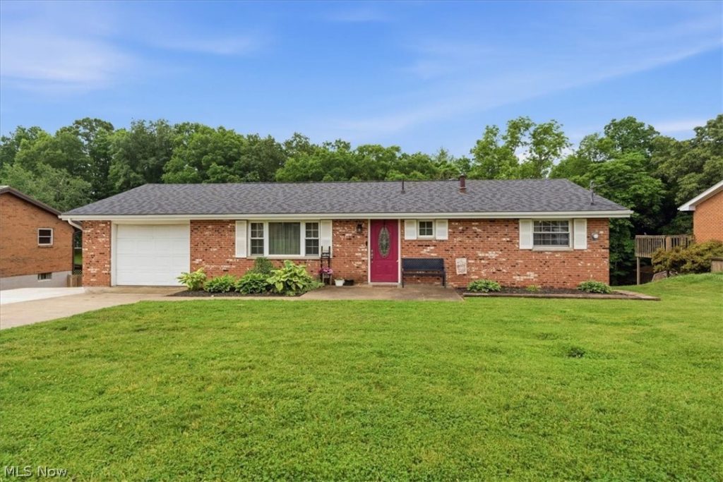 47 Lubeck Hills Drive, Washington, WV