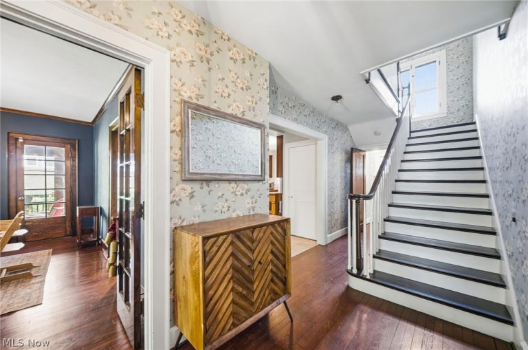 2840 Berkshire Road, Cleveland Heights, OH - Photo 6