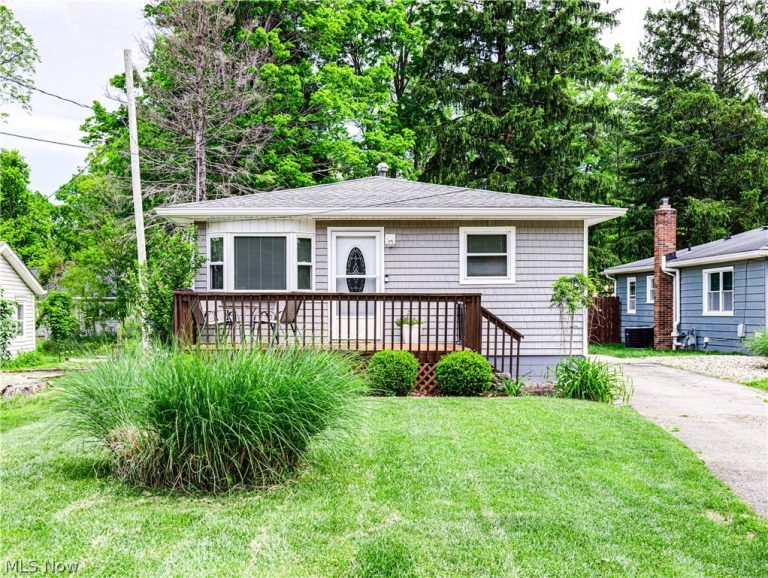 1259 Meadowbrook Boulevard, Stow, OH - Photo 2
