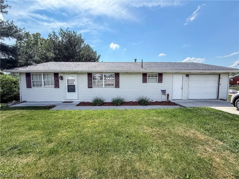 2102 Nash Street, Parkersburg, WV, 26101