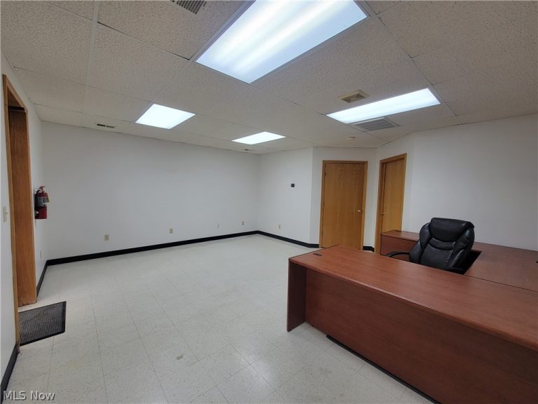 130 7th Street, Marietta, OH - Photo 5