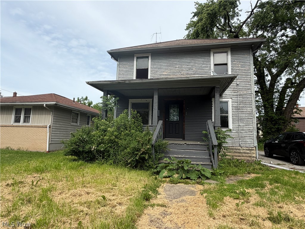 235 Iddings Avenue, Warren, OH