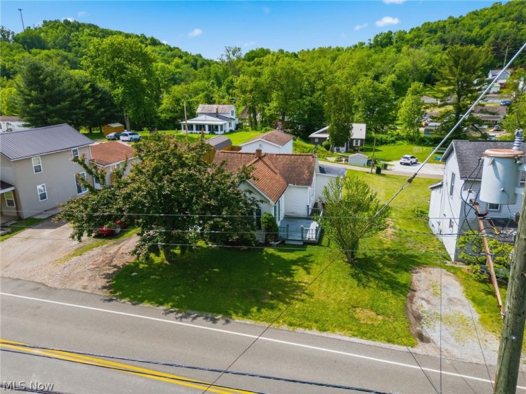 4754 Rutledge Street, Midvale, OH - Photo 5