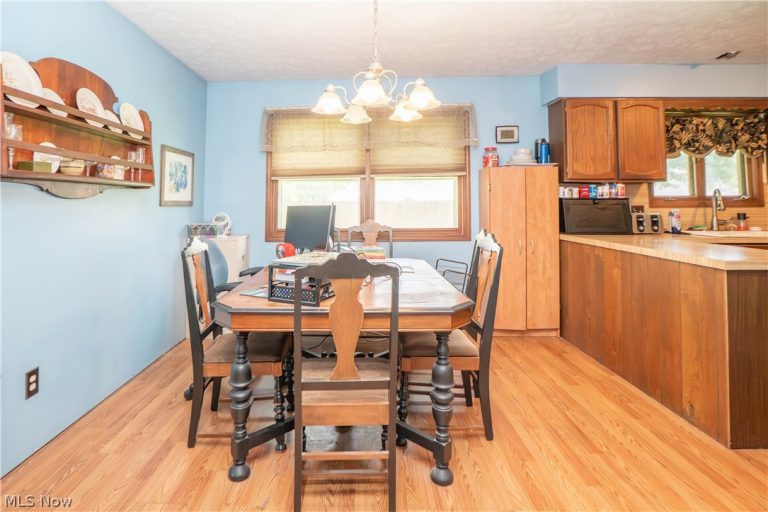 7819 Aramis Street, Massillon, OH - Photo 8
