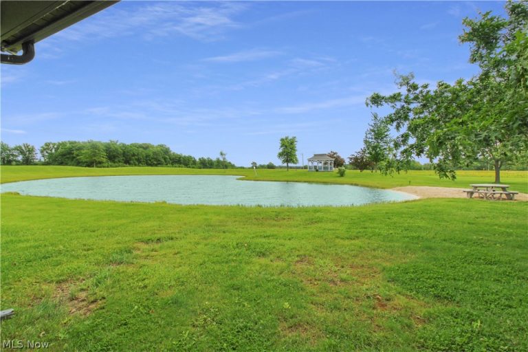 9775 Bloom Road, Port Clinton, OH - Photo 4