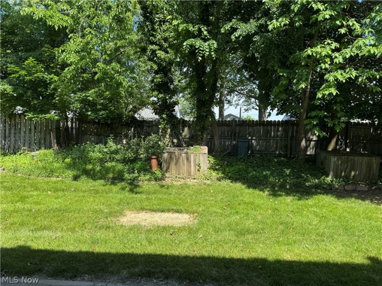 4393 Fairway Drive, Cleveland, OH - Photo 4