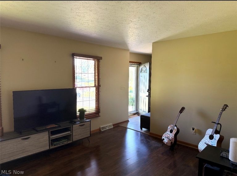 5547 Cider Mill Crossing, Austintown, OH - Photo 4