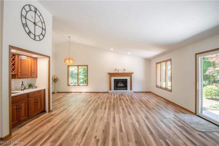 117 Brookview Drive, North Canton, OH - Photo 5