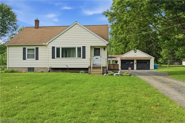 8225 Kenyon Drive, Warren, OH, 44484
