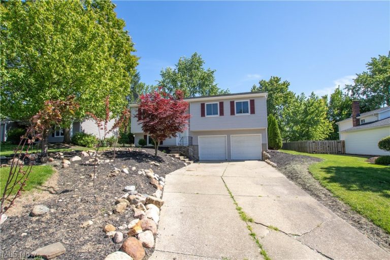3234 Fillmore Drive, Brunswick, OH - Photo 3