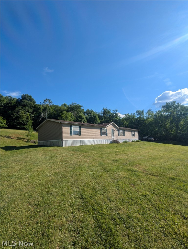 17960 Raven Road, Salesville, OH, 43778