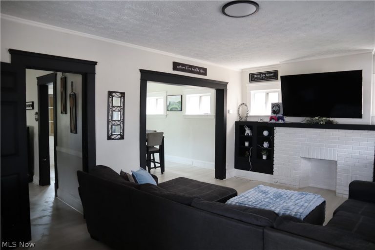 3577 105th Street, Cleveland, OH - Photo 6