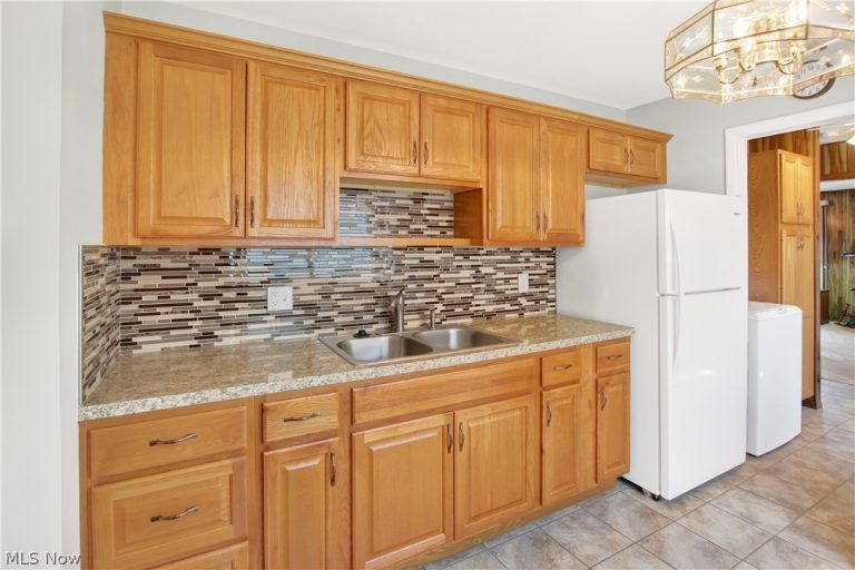 4307 146th Street, Cleveland, OH - Photo 5