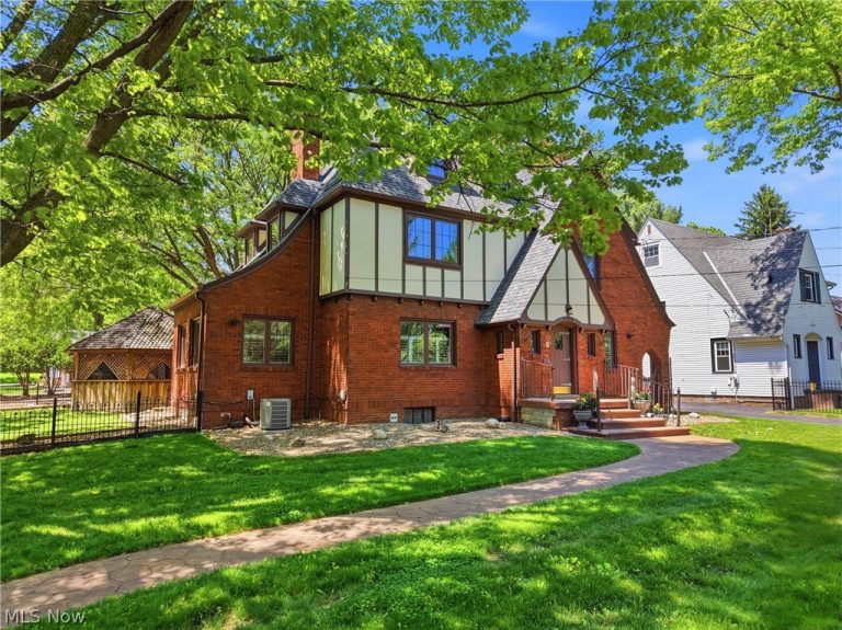 2208 Cleveland Road, Wooster, OH - Photo 2