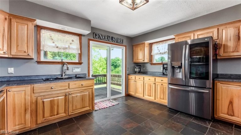 3664 Finley Lane, Malta, OH - Photo 6