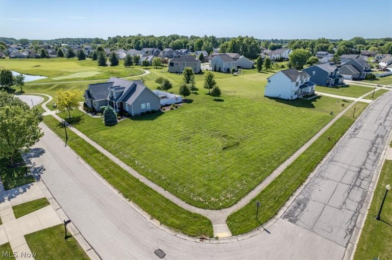 202 General Lee Street, LaGrange, OH, 44050