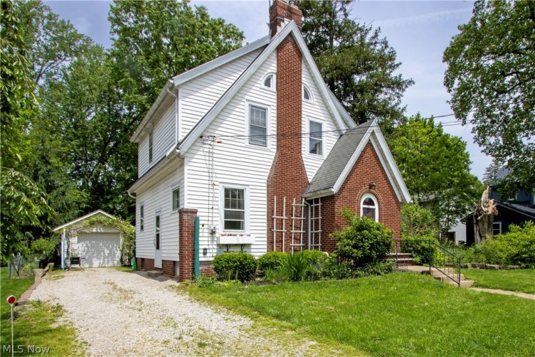 430 Bloomington Avenue, Wooster, OH - Photo 2