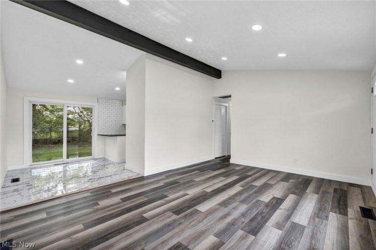 9151 Cranbrook Drive, Northfield Center, OH - Photo 6