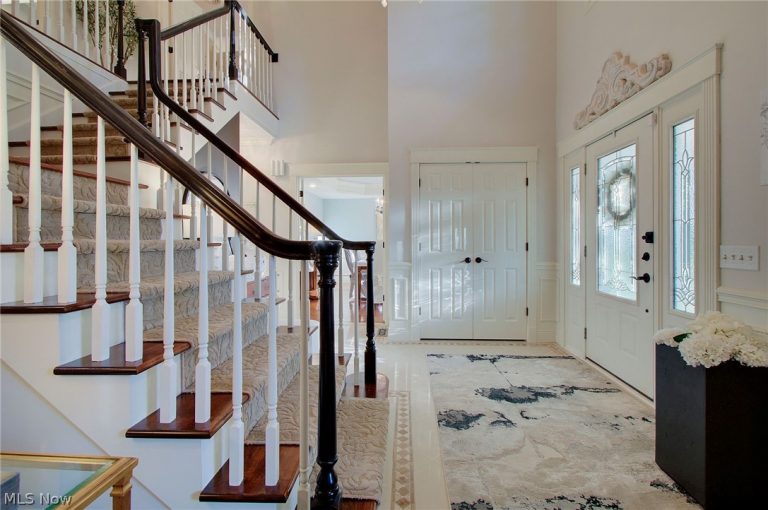 5854 Loma Linda Lane, Canton, OH - Photo 8