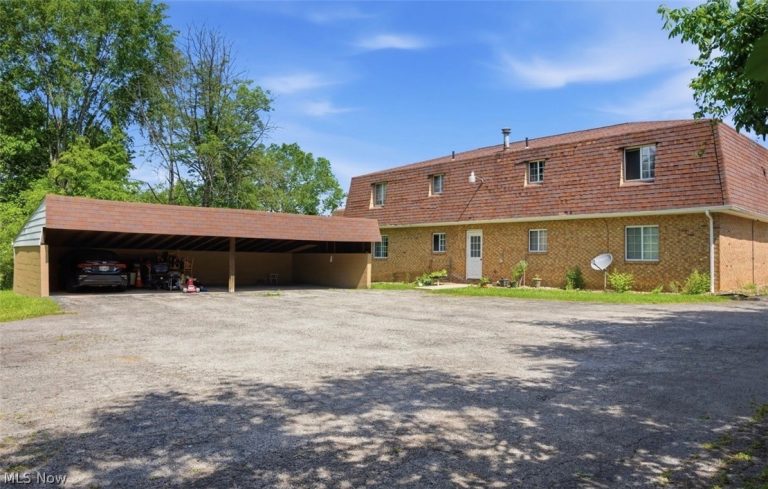 161 Stadler Court, Boardman, OH - Photo 3