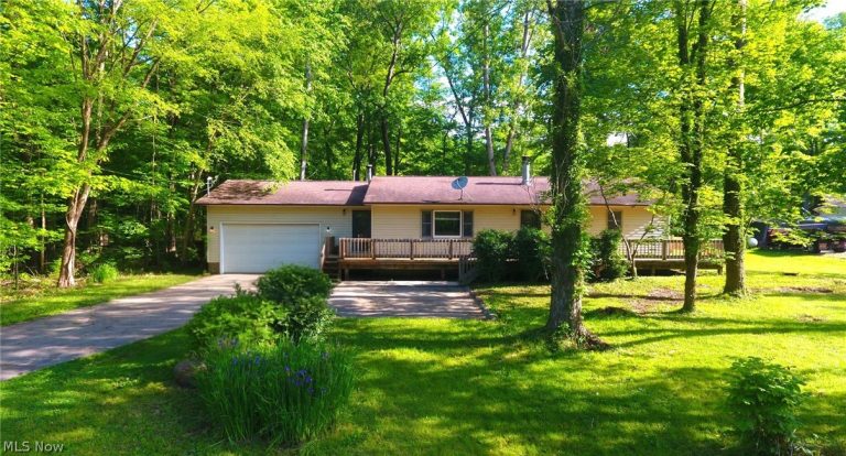 9311 Knowlton Road, Garrettsville, OH, 44231