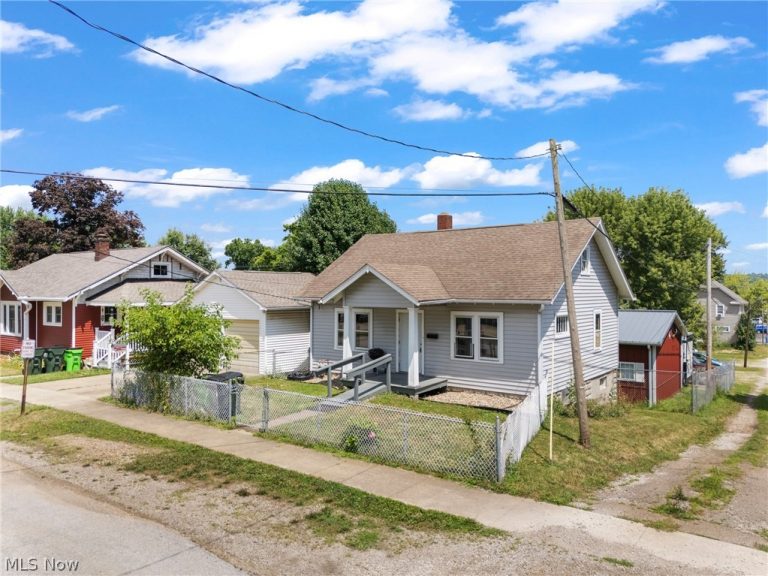 16 State Street, Rittman, OH - Photo 2