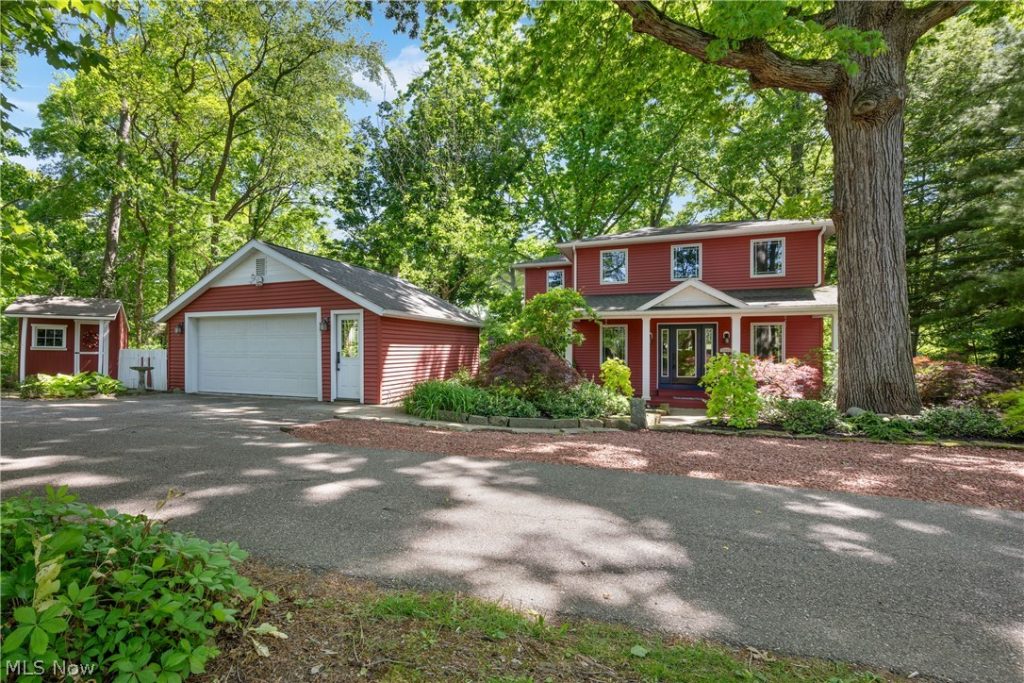 5942 Noreast Drive, Clinton, OH
