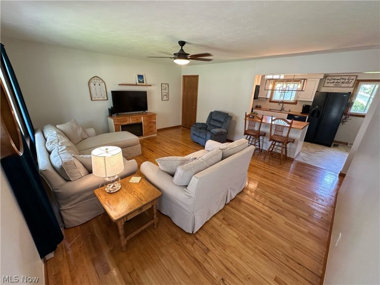 4234 Keller Hanna Drive, Brunswick, OH - Photo 8