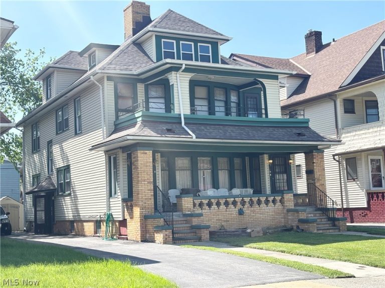 1538 Eddington Road, East Cleveland, OH - Photo 2