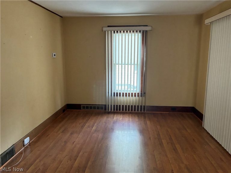 1023 South Street, Niles, OH - Photo 5