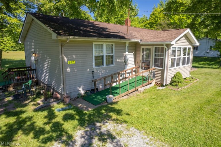 887 State Route 534, Newton Falls, OH - Photo 2