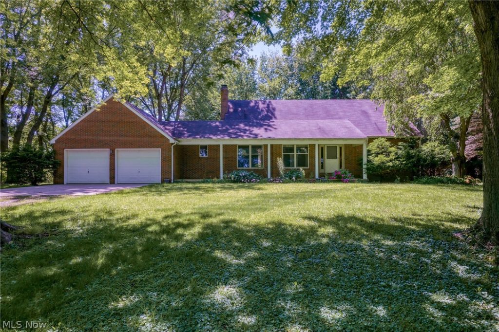 1811 Jeffries Road, Huron, OH