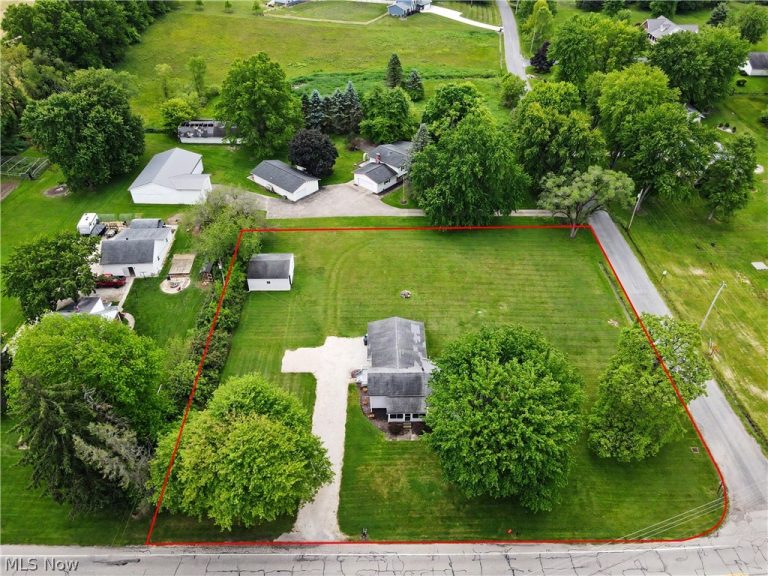 2622 Tallmadge Rd, Ravenna, OH - Photo 3