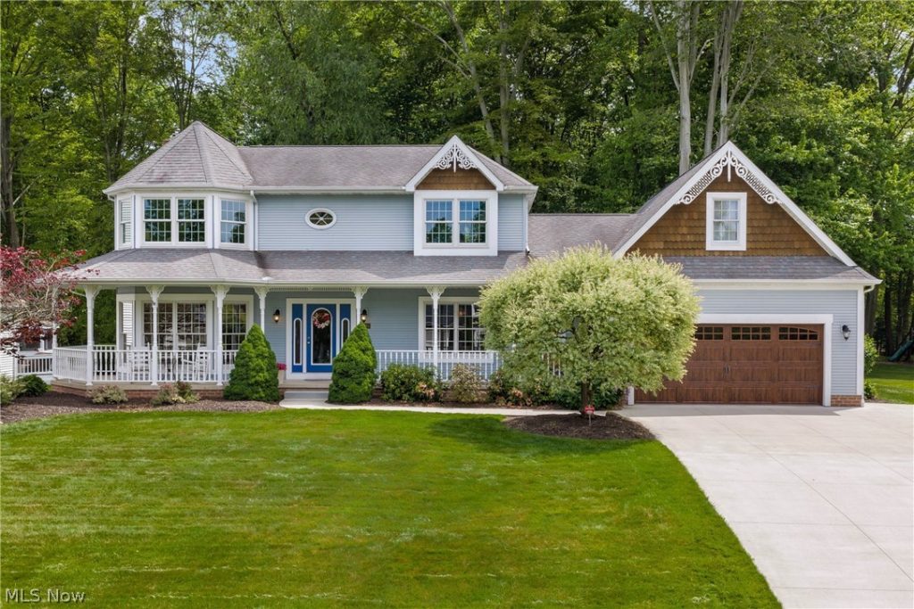 1846 Fairway Drive, Green, OH