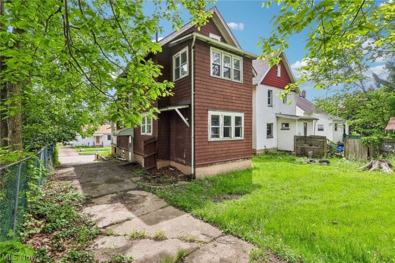 897 Polk Avenue, Akron, OH - Photo 3