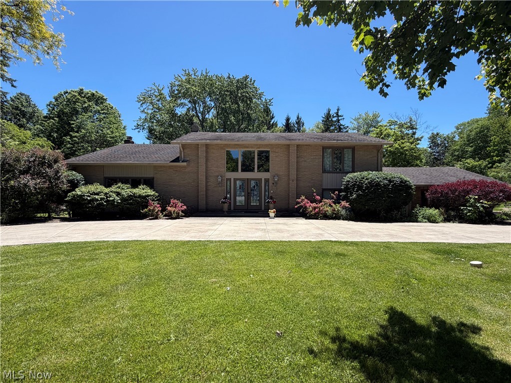 2737 Sinton Place, Pepper Pike, OH