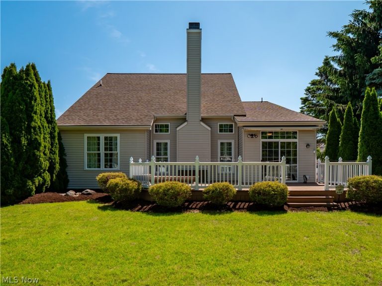 15346 Chestnut Oak Lane, Strongsville, OH - Photo 5