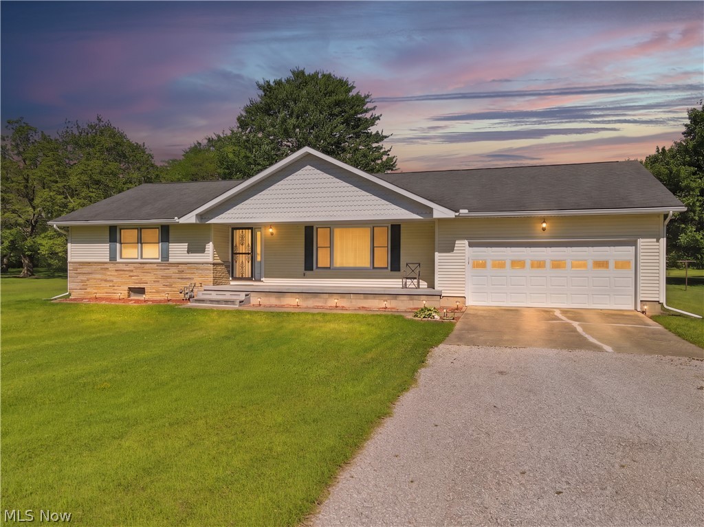 904 Lenox New Lyme Road, Jefferson, OH