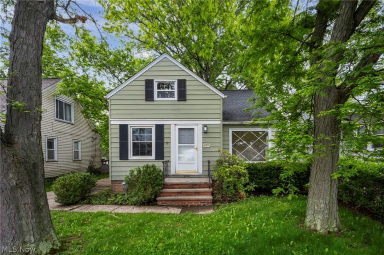 3516 Park Drive, Parma, OH, 44134