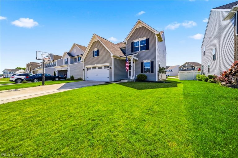 2069 Canterbury Drive, Willoughby, OH - Photo 3