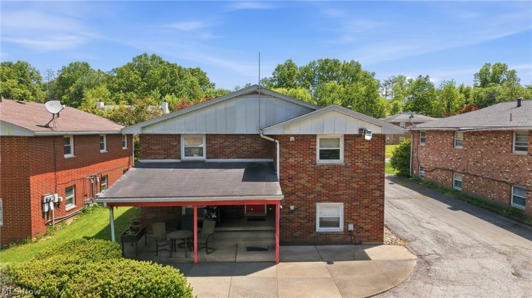 912 Highland Avenue, Girard, OH - Photo 2
