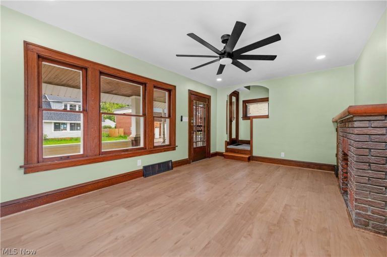 4418 Broadale Road, Cleveland, OH - Photo 3