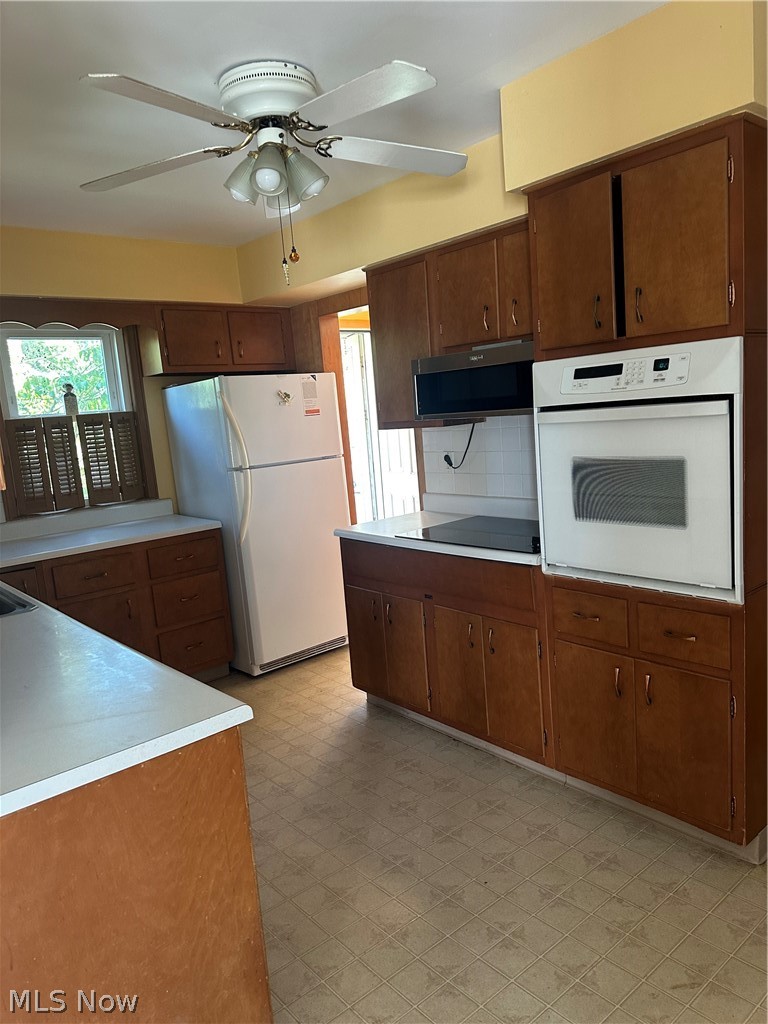 694 Mckinley Avenue, Bedford, OH - Photo 3