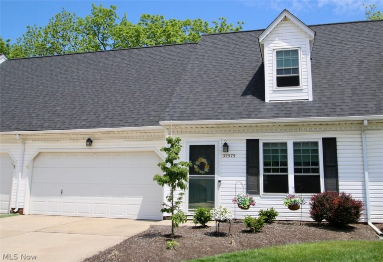 37575 Ocean Reef, Willoughby, OH, 44094