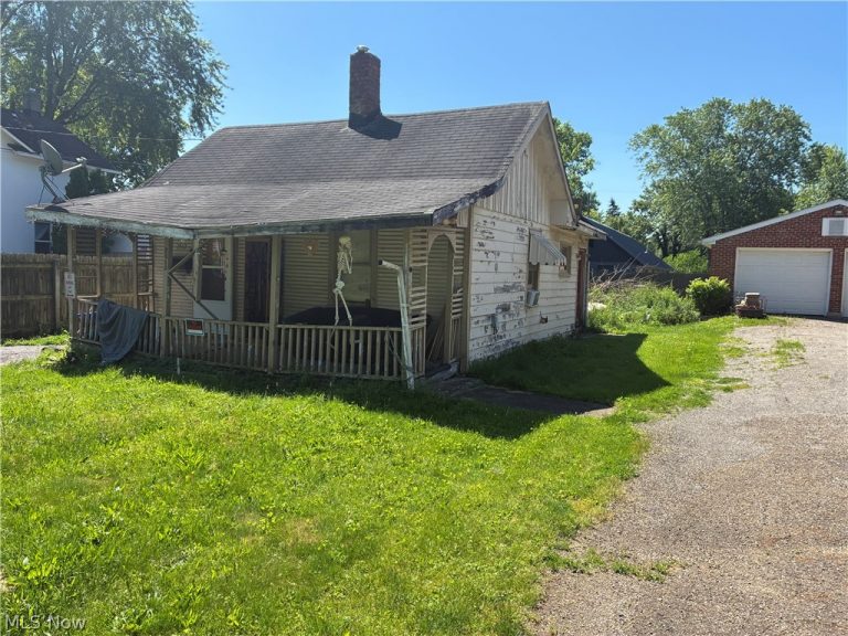2512 42nd Street, Canton, OH - Photo 3