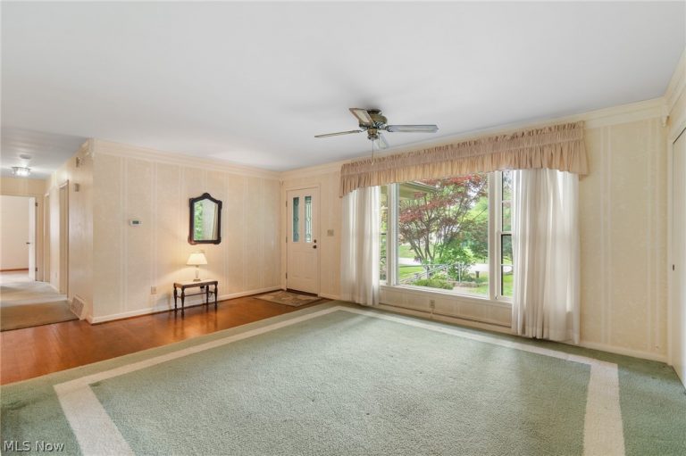 1254 Cherry Lane, Uniontown, OH - Photo 8