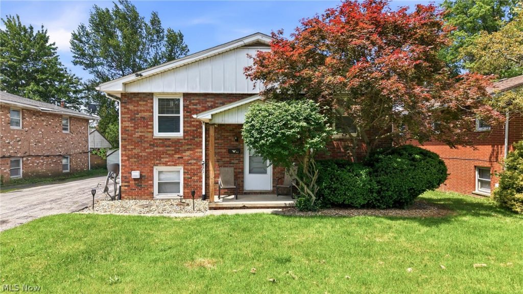 912 Highland Avenue, Girard, OH